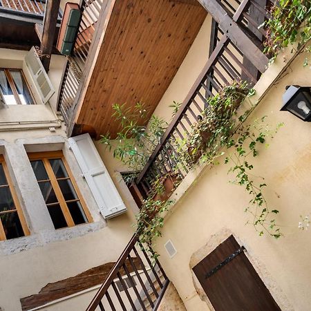 La Cour Filaterie - Suite Of 30 Sq M In The Annecy Breakfast Included Zewnętrze zdjęcie